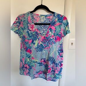 Lilly Pulitzer Etta V-neck Tee